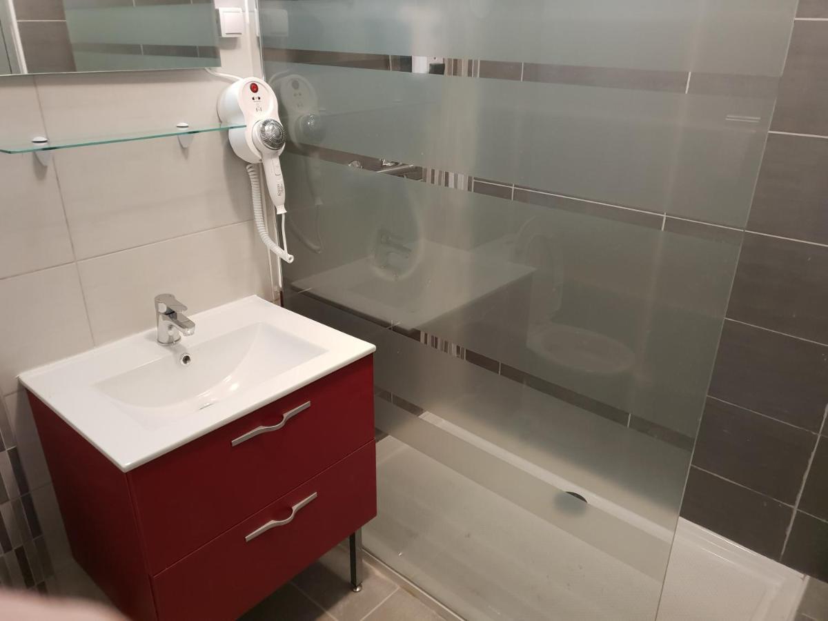 Hotel La Mirandole Tournus Luaran gambar